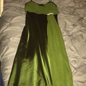 Nox Anabel olive green dress